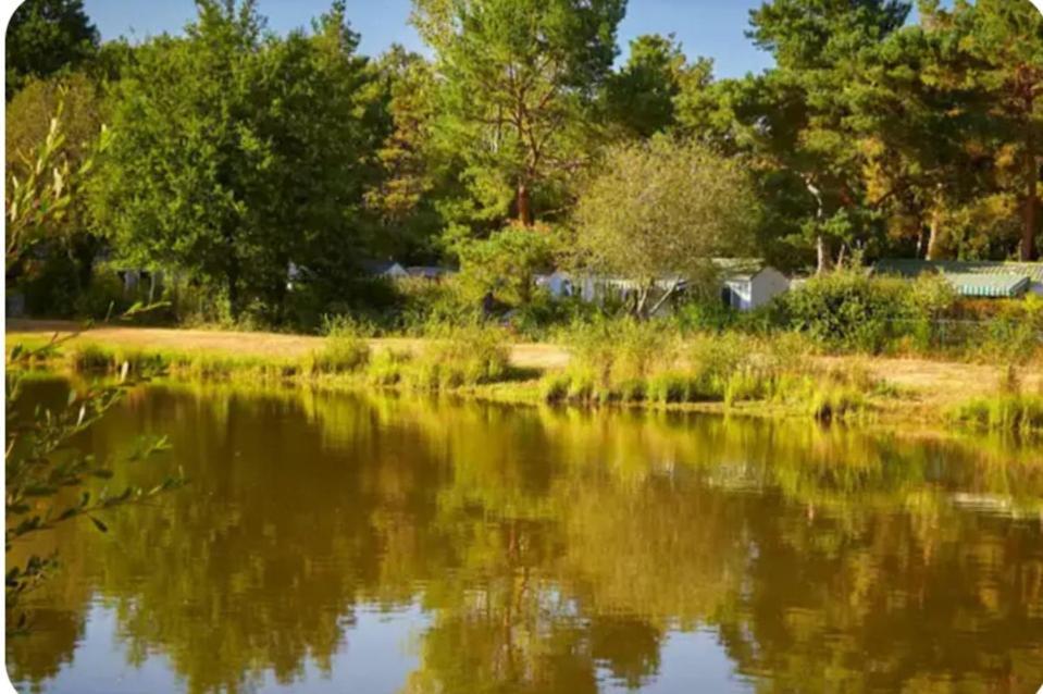 Mobilhome Proche Puy Dufou La Boissiere-de-Montaigu Extérieur photo